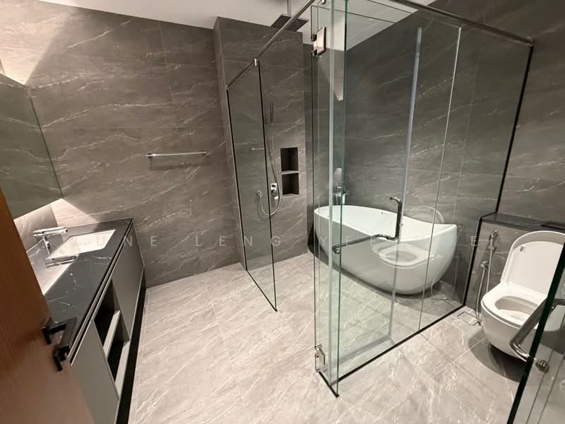 32 BOON TECK ROAD, , 5 Bedrooms, 5,425 sqft, Terraced House For Sale, by June Leng Yee Hoe, 500178633 - PropertyGuru.com.sg