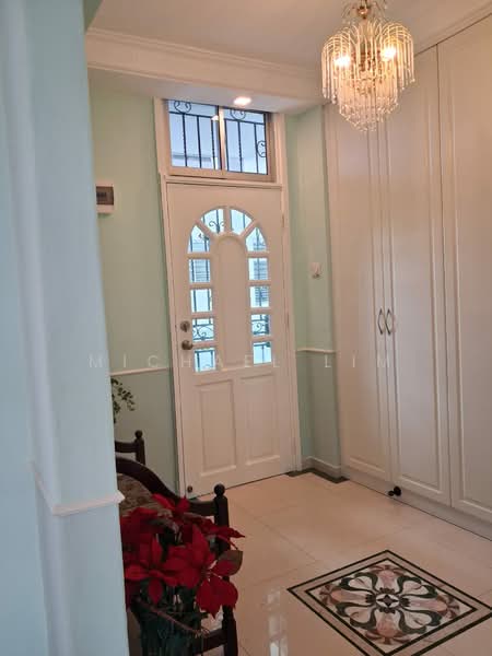 Sherwood Towers, 3 Jalan Anak Bukit, 3 Bedrooms, 1,539 sqft, Apartment For Rent, by Michael Lim, 500178635 - Entrance - PropertyGuru.com.sg