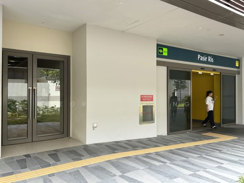 Pasir Ris 8, 8 Pasir Ris Drive 8, 2 Bedrooms, 775 sqft, Condominium For Sale, by Georgina Wong, 500178637 - Exterior - PropertyGuru.com.sg