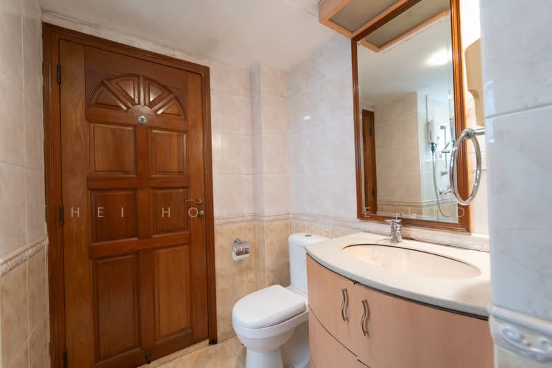 Sophia Crest, 67 Sophia Road, Room Rental, 90 sqft, Apartment For Rent, by HEI HOMES, 500178640 - Bathroom - PropertyGuru.com.sg