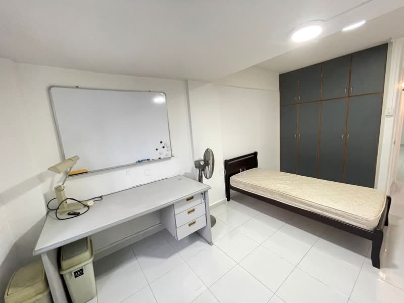 130 Ang Mo Kio Avenue 3, 130 Ang Mo Kio Avenue 3, 2 Bedrooms, 947 sqft, HDB Flat For Rent, by KC Chong, 500178644 - PropertyGuru.com.sg