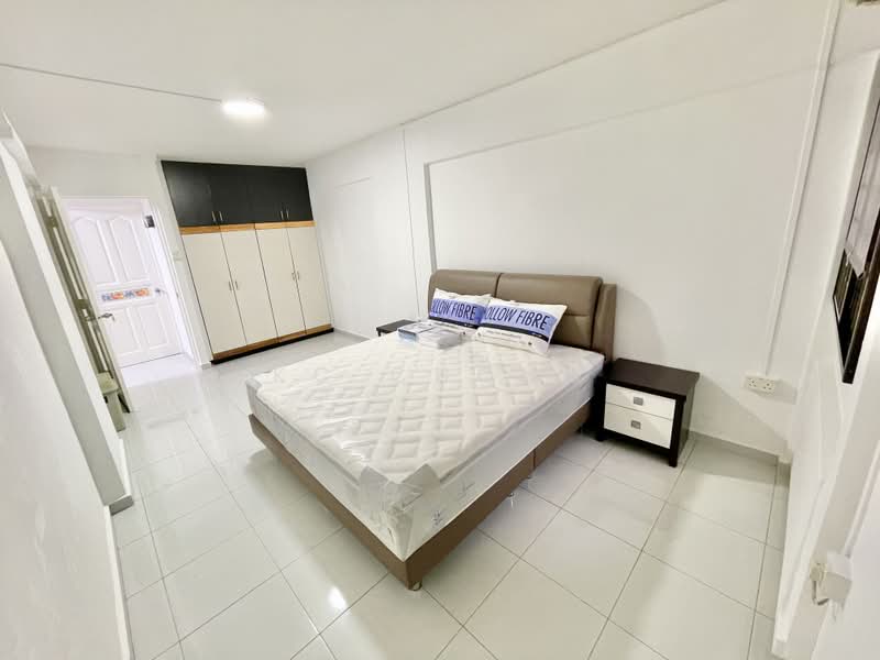 130 Ang Mo Kio Avenue 3, 130 Ang Mo Kio Avenue 3, 2 Bedrooms, 947 sqft, HDB Flat For Rent, by KC Chong, 500178644 - PropertyGuru.com.sg