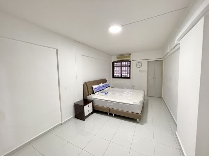 130 Ang Mo Kio Avenue 3, 130 Ang Mo Kio Avenue 3, 2 Bedrooms, 947 sqft, HDB Flat For Rent, by KC Chong, 500178644 - Bedroom - PropertyGuru.com.sg