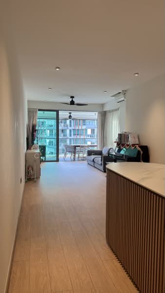 Double Bay Residences, 21B Simei Street 4, 3 Bedrooms, 1,313 sqft, Condominium For Sale, by Claire Li, 500178649 - Living Room - PropertyGuru.com.sg