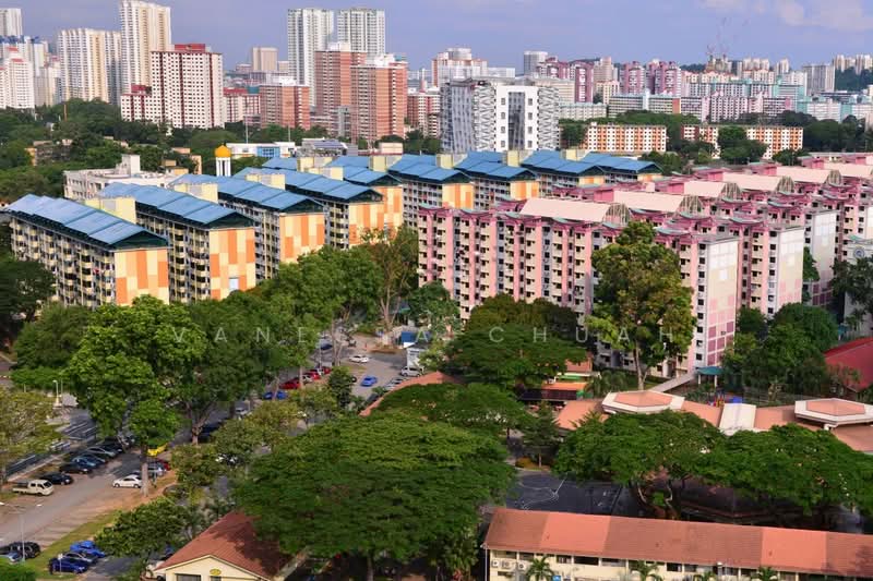 92 Commonwealth Drive, 92 Commonwealth Drive, Room Rental, 200 sqft, HDB Flat For Rent, by Vanessa Chuah, 500178653 - Exterior - PropertyGuru.com.sg