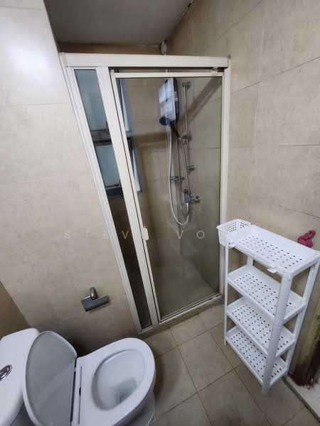The Lakeshore, 31 Jurong West Street 41, Room Rental, 100 sqft, Condominium For Rent, by Steve Voon, 500178660 - Bathroom - PropertyGuru.com.sg