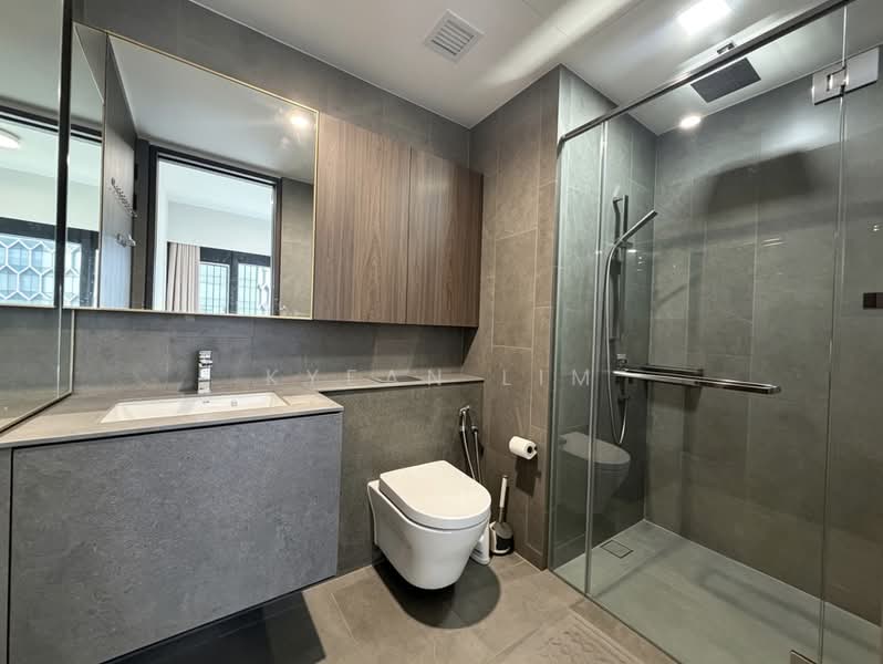 Midtown Modern, 16 Tan Quee Lan Street, 2 Bedrooms, 635 sqft, Condominium For Rent, by Kyean Lim, 500178669 - Bathroom - PropertyGuru.com.sg