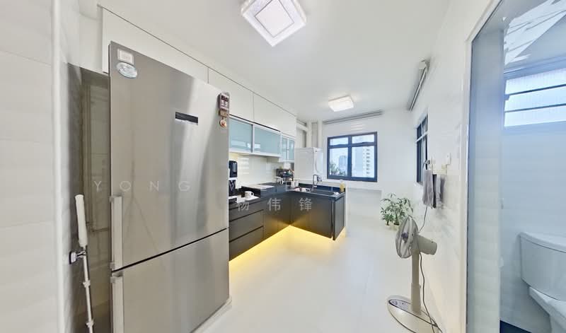 87 Telok Blangah Heights, 87 Telok Blangah Heights, 3 Bedrooms, 969 sqft, HDB Flat For Sale, by Yong Wee Foong 杨伟锋, 500178672 - Kitchen - PropertyGuru.com.sg