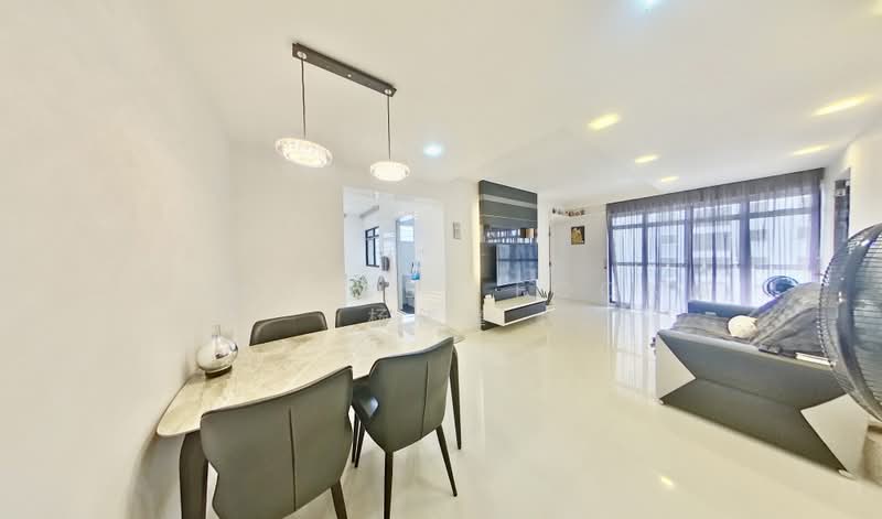 87 Telok Blangah Heights, 87 Telok Blangah Heights, 3 Bedrooms, 969 sqft, HDB Flat For Sale, by Yong Wee Foong 杨伟锋, 500178672 - Living Room - PropertyGuru.com.sg