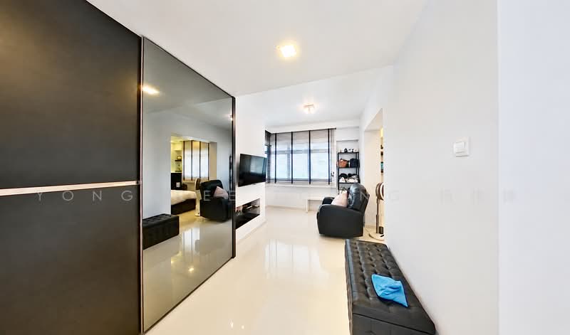 87 Telok Blangah Heights, 87 Telok Blangah Heights, 3 Bedrooms, 969 sqft, HDB Flat For Sale, by Yong Wee Foong 杨伟锋, 500178672 - Living Room - PropertyGuru.com.sg