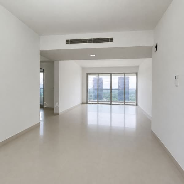 Sky @ Eleven, 5 Thomson Lane, 4 Bedrooms, 2,271 sqft, Condominium For Sale, by Darryl Ng, 500178674 - Living Room - PropertyGuru.com.sg