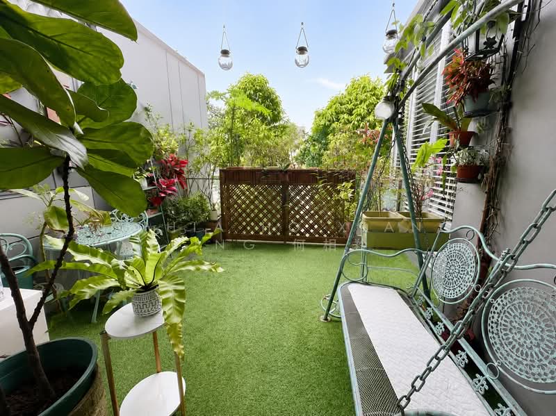Stars of Kovan, 984 Upper Serangoon Road, 4 Bedrooms, 1,830 sqft, Condominium For Rent, by Sophia Ho Xiang Ling 何相羚, 500178677 - Balcony - PropertyGuru.com.sg