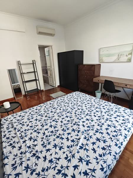 The Sunny Spring, 50 Lorong 40 Geylang, Room Rental, 200 sqft, Apartment For Rent, by Steve Voon, 500178680 - Bedroom - PropertyGuru.com.sg