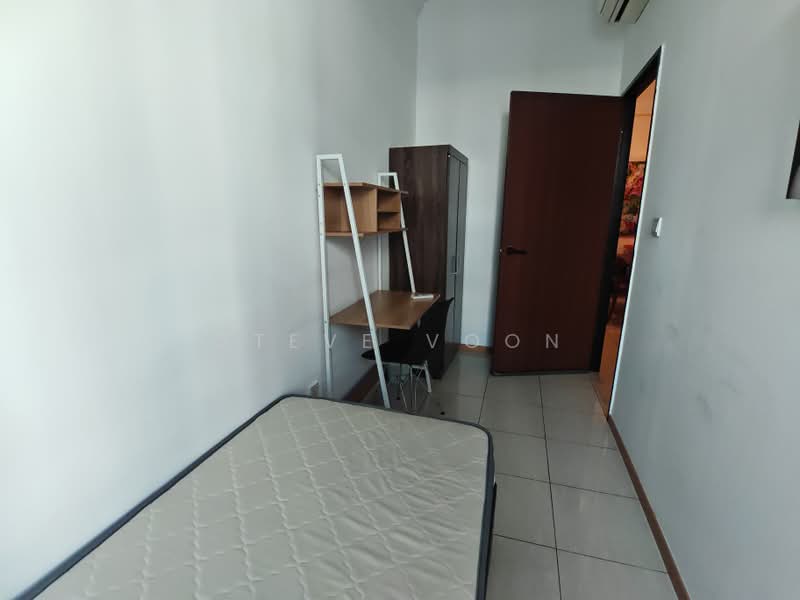 The Sunny Spring, 50 Lorong 40 Geylang, Room Rental, 200 sqft, Apartment For Rent, by Steve Voon, 500178680 - Bedroom - PropertyGuru.com.sg