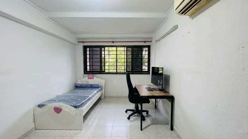 461 Jurong West Street 41, 461 Jurong West Street 41, 3 Bedrooms, 1,302 sqft, HDB Flat For Sale, by Sandy Hong, 500178681 - Bedroom - PropertyGuru.com.sg