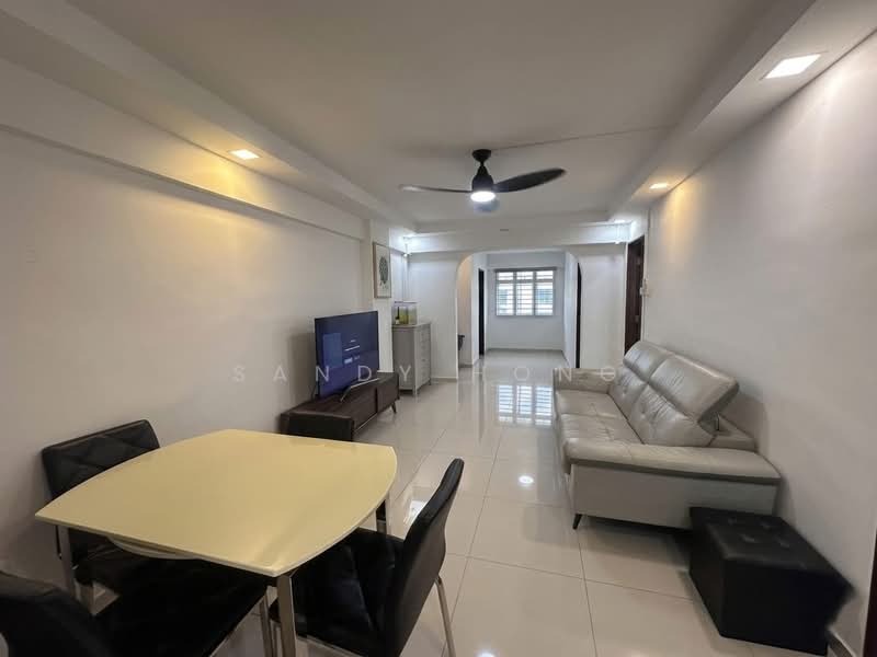 241 Jurong East Street 24, 241 Jurong East Street 24, 2 Bedrooms, 731 sqft, HDB Flat For Sale, by Sandy Hong, 500178701 - Living Room - PropertyGuru.com.sg