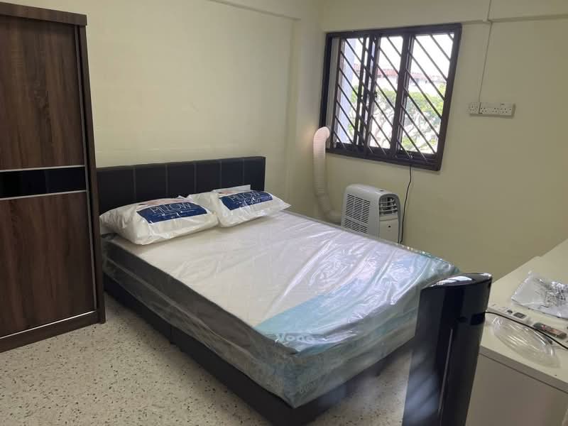 6 Hougang Avenue 3, 6 Hougang Avenue 3, 2 Bedrooms, 635 sqft, HDB Flat For Rent, by Jay Ng, 500178711 - Bedroom - PropertyGuru.com.sg