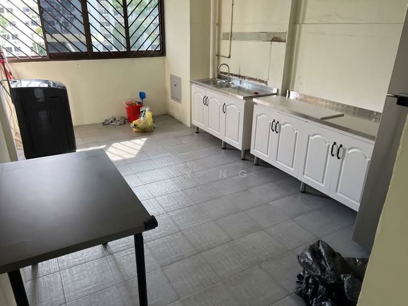 6 Hougang Avenue 3, 6 Hougang Avenue 3, 2 Bedrooms, 635 sqft, HDB Flat For Rent, by Jay Ng, 500178711 - Kitchen - PropertyGuru.com.sg