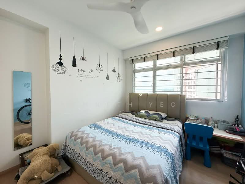422B Northshore Drive, 422B Northshore Drive, 3 Bedrooms, 1,001 sqft, HDB Flat For Sale, by Kenneth Yeo, 500178712 - Bedroom - PropertyGuru.com.sg
