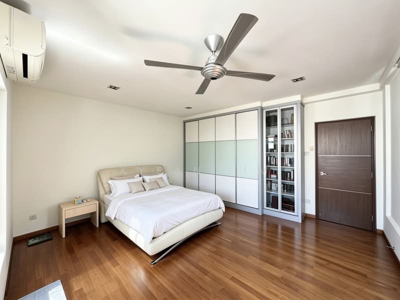 VALUE BUY! D19 4 storey semi-D with 6 beds 5 baths, , 6 Bedrooms, 4,329 sqft, Semi-Detached House For Sale, by Kyean Lim, 500178717 - Bedroom - PropertyGuru.com.sg