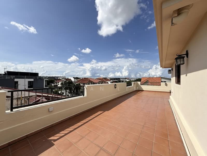 VALUE BUY! D19 4 storey semi-D with 6 beds 5 baths, , 6 Bedrooms, 4,329 sqft, Semi-Detached House For Sale, by Kyean Lim, 500178717 - Exterior - PropertyGuru.com.sg