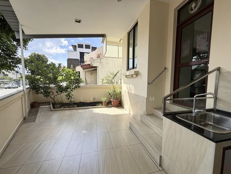 VALUE BUY! D19 4 storey semi-D with 6 beds 5 baths, , 6 Bedrooms, 4,329 sqft, Semi-Detached House For Sale, by Kyean Lim, 500178717 - Balcony - PropertyGuru.com.sg