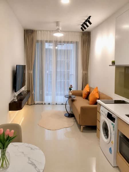 Treasure at Tampines, 57 Tampines Lane, 2 Bedrooms, 678 sqft, Condominium For Sale, by Rae Yeo Rui Ying, 500178724 - Living Room - PropertyGuru.com.sg