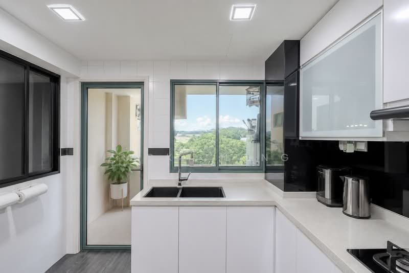 Yew Mei Green, 50 Choa Chu Kang North 6, 3 Bedrooms, 1,335 sqft, Condominium For Sale, by Zack Chong, 500178746 - Kitchen - PropertyGuru.com.sg