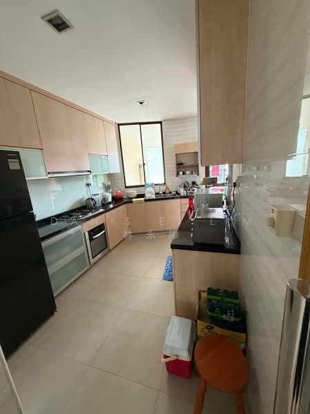 ⭐️⭐⭐C️️️HEAP! 999 leasehold Semi-D house ⭐️⭐⭐, Philips Avenue, 6 Bedrooms, 4,800 sqft, Semi-Detached House For Sale, by Danis ET Lim 林永添, 500178770 - Kitchen - PropertyGuru.com.sg