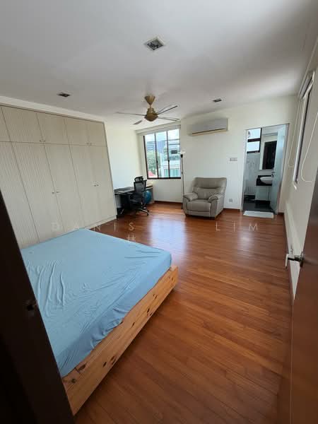 ⭐️⭐⭐C️️️HEAP! 999 leasehold Semi-D house ⭐️⭐⭐, Philips Avenue, 6 Bedrooms, 4,800 sqft, Semi-Detached House For Sale, by Danis ET Lim 林永添, 500178770 - Bedroom - PropertyGuru.com.sg