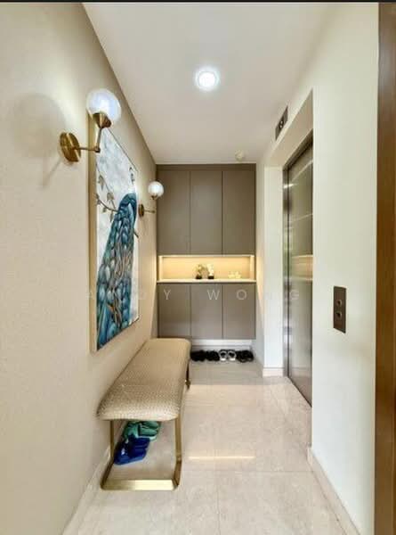 The Glyndebourne, 38 Trevose Crescent, 3 Bedrooms, 1,475 sqft, Condominium For Rent, by Andy Wong, 500178771 - Private Lift & Foyer - PropertyGuru.com.sg