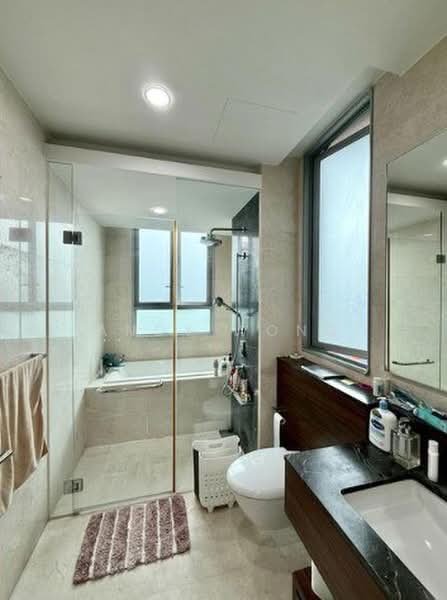 The Glyndebourne, 38 Trevose Crescent, 3 Bedrooms, 1,475 sqft, Condominium For Rent, by Andy Wong, 500178771 - Master Bathroom - PropertyGuru.com.sg