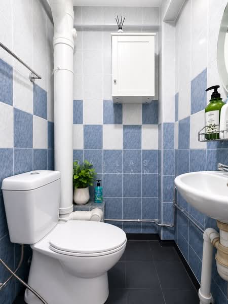 125 Bishan Street 12, 125 Bishan Street 12, 3 Bedrooms, 894 sqft, HDB Flat For Sale, by Dallas Hassan, 500178774 - Bathroom - PropertyGuru.com.sg