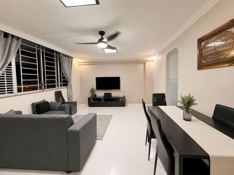 125 Bishan Street 12, 125 Bishan Street 12, 3 Bedrooms, 894 sqft, HDB Flat For Sale, by Dallas Hassan, 500178774 - Living Room - PropertyGuru.com.sg