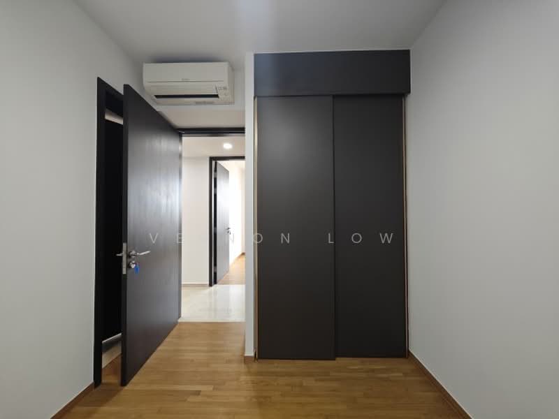 Park Colonial, 2 Woodleigh Lane, 4 Bedrooms, 1,249 sqft, Condominium For Rent, by Vernon Low, 500178777 - PropertyGuru.com.sg