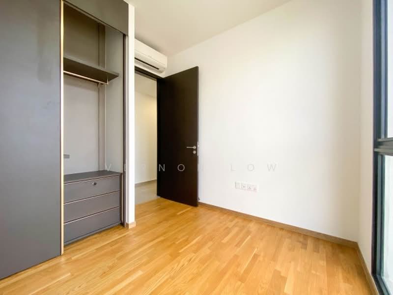 Park Colonial, 10 Woodleigh Lane, 3 Bedrooms, 980 sqft, Condominium For Rent, by Vernon Low, 500178778 - PropertyGuru.com.sg