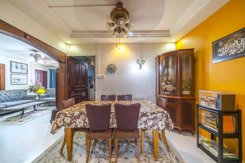 113 Pasir Ris Street 11, 113 Pasir Ris Street 11, 3 Bedrooms, 1,141 sqft, HDB Flat For Sale, by Jason Low, 500178788 - Living Room - PropertyGuru.com.sg