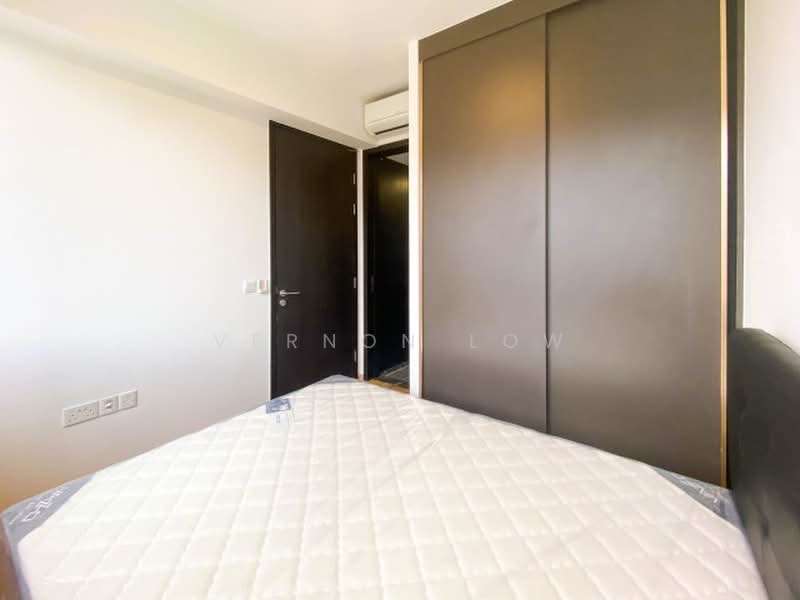 Park Colonial, 8 Woodleigh Lane, 1 Bedroom, 463 sqft, Condominium For Rent, by Vernon Low, 500178790 - PropertyGuru.com.sg
