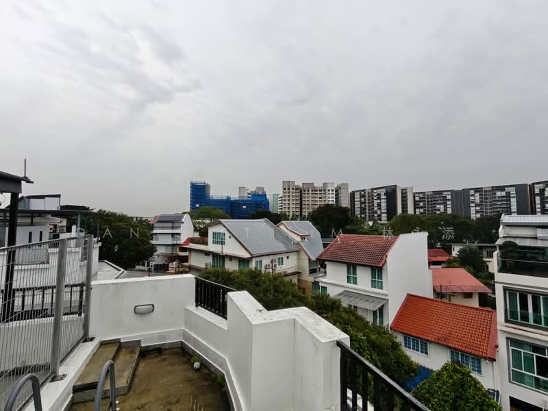 Beautiful move in Condition 4 storey Semi-D 6rms + 5 baths, Phillips Avenue, 6 Bedrooms, 4,329 sqft, Semi-Detached House For Sale, by Danis ET Lim 林永添, 500178798 - Exterior - PropertyGuru.com.sg