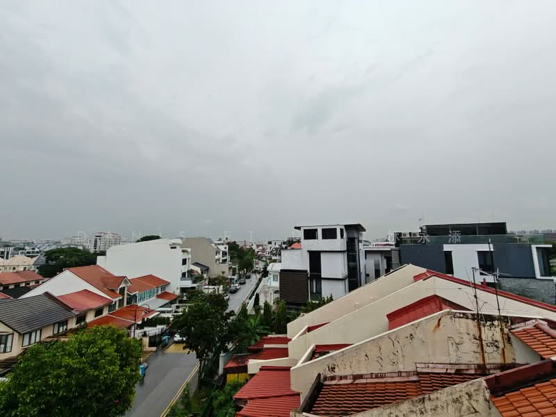 Beautiful move in Condition 4 storey Semi-D 6rms + 5 baths, Phillips Avenue, 6 Bedrooms, 4,329 sqft, Semi-Detached House For Sale, by Danis ET Lim 林永添, 500178798 - Exterior - PropertyGuru.com.sg