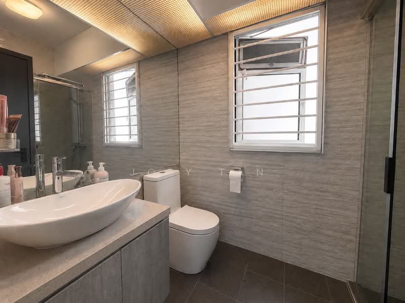 351A Anchorvale Road, 351A Anchorvale Road, 3 Bedrooms, 990 sqft, HDB Flat For Sale, by Joey Tan, 500178800 - Bathroom - PropertyGuru.com.sg