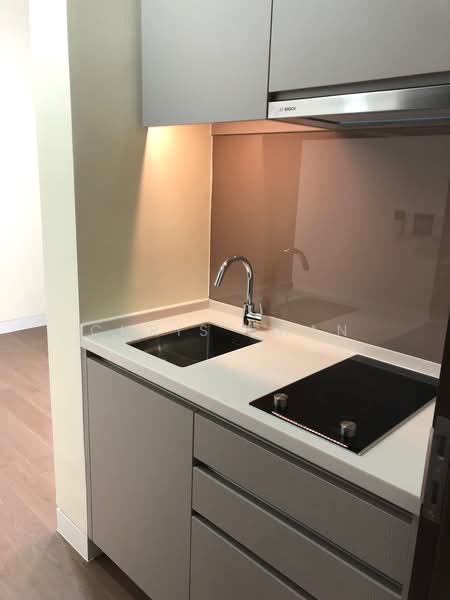 Highline Residences, 7 Kim Tian Road, 3 Bedrooms, 1,130 sqft, Condominium For Sale, by Chris Chan, 500178811 - Kitchen - PropertyGuru.com.sg