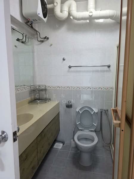315C Anchorvale Road, 315C Anchorvale Road, 3 Bedrooms, 1,345 sqft, HDB Flat For Rent, by Chen Xiu Qiong, 500178816 - Bathroom - PropertyGuru.com.sg
