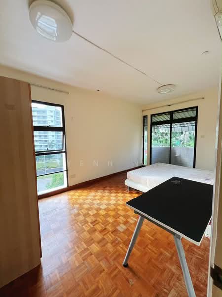 Villa Martia, 11 Martia Road, Room Rental, 300 sqft, Condominium For Rent, by Yenn Ni, 500178817 - Bedroom - PropertyGuru.com.sg