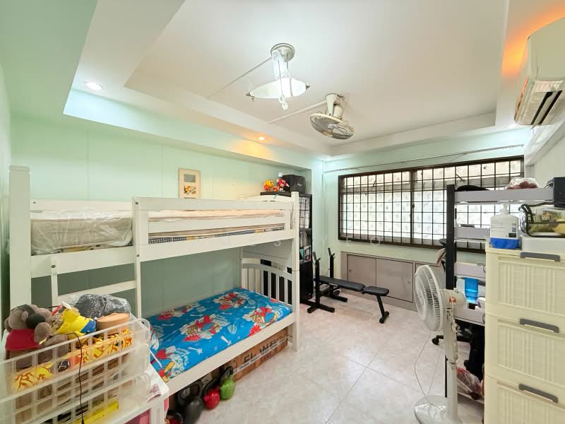 369 Woodlands Avenue 1, 369 Woodlands Avenue 1, Admiralty / Woodlands, 3 Bedrooms, 1,152 sqft, HDB Flat For Sale, by James Yeo, 500178831 - Bedroom - PropertyGuru.com.sg