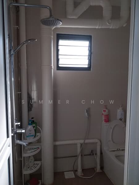 353 Yishun Ring Road, 353 Yishun Ring Road, Room Rental, 130 sqft, HDB Flat For Rent, by Summer Chow, 500178834 - Bathroom - PropertyGuru.com.sg