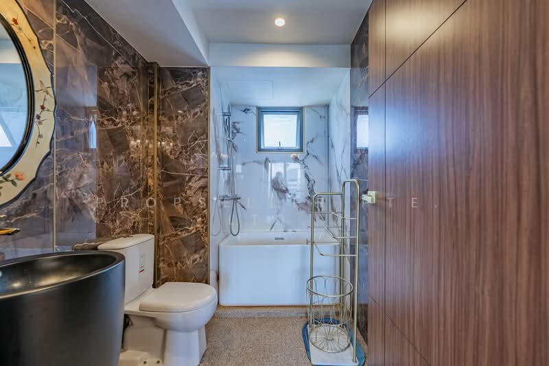 347A Yishun Avenue 11, 347A Yishun Avenue 11, 4 Bedrooms, 1,206 sqft, HDB Flat For Sale, by KOH YONG JIAN, 500178840 - Bathroom - PropertyGuru.com.sg