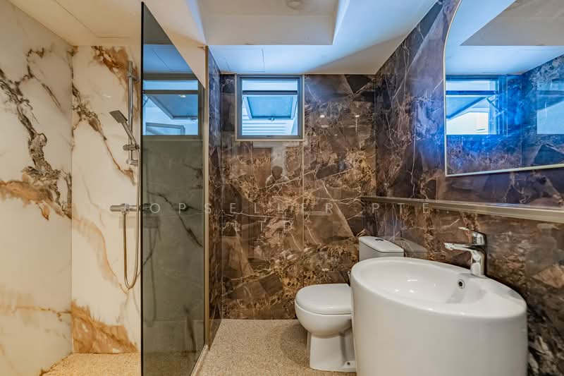 347A Yishun Avenue 11, 347A Yishun Avenue 11, 4 Bedrooms, 1,206 sqft, HDB Flat For Sale, by KOH YONG JIAN, 500178840 - Bathroom - PropertyGuru.com.sg