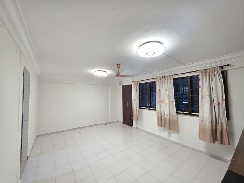 204 Serangoon Central, 204 Serangoon Central, 3 Bedrooms, 904 sqft, HDB Flat For Sale, by PN. Vijay, 500178843 - Living Room - PropertyGuru.com.sg