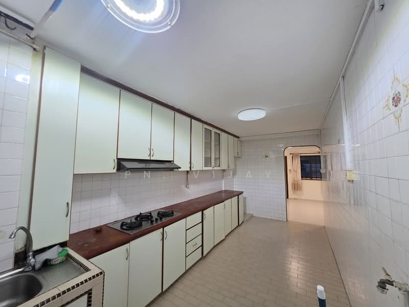 204 Serangoon Central, 204 Serangoon Central, 3 Bedrooms, 904 sqft, HDB Flat For Sale, by PN. Vijay, 500178843 - Kitchen - PropertyGuru.com.sg